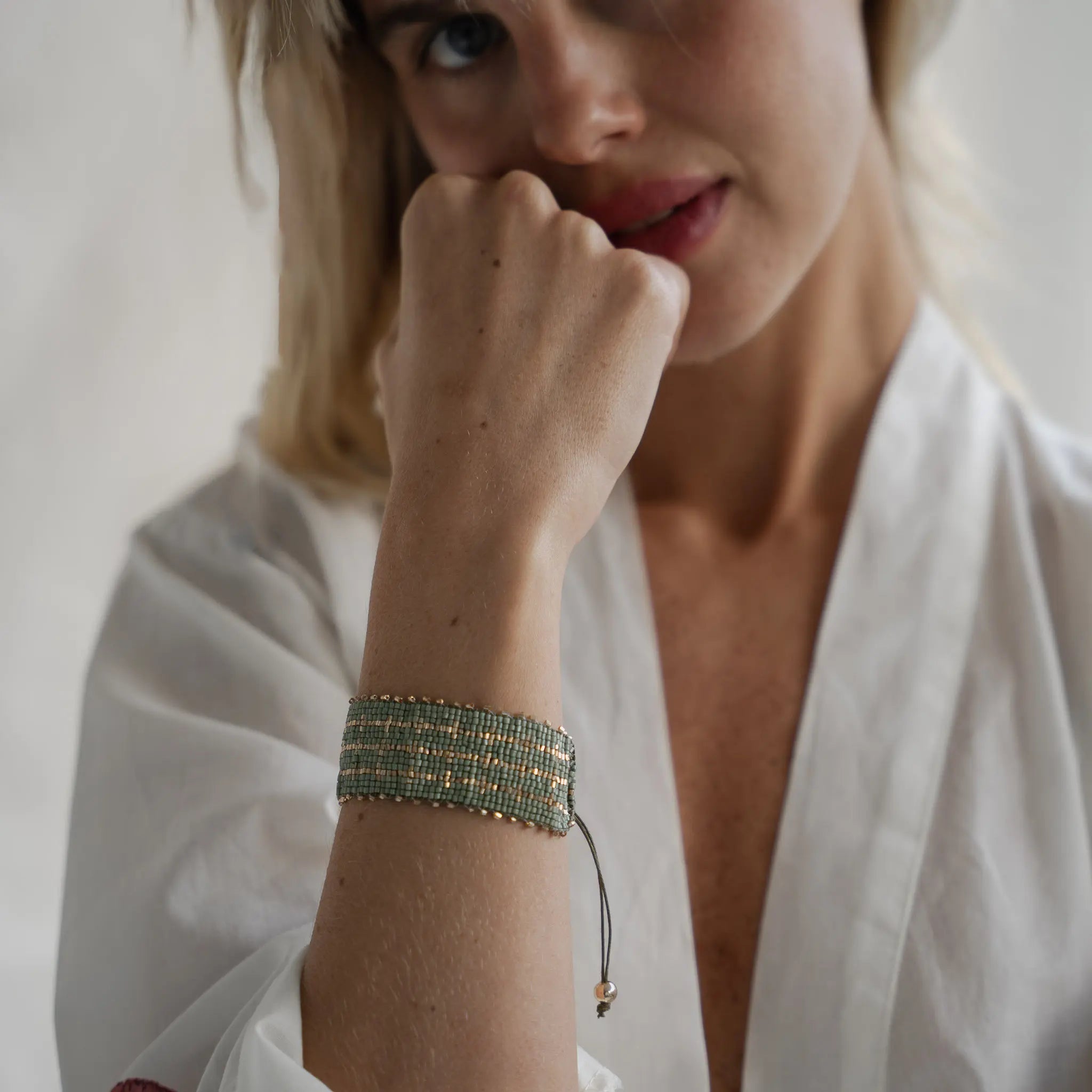 Bracelete Sikar em Miçanga