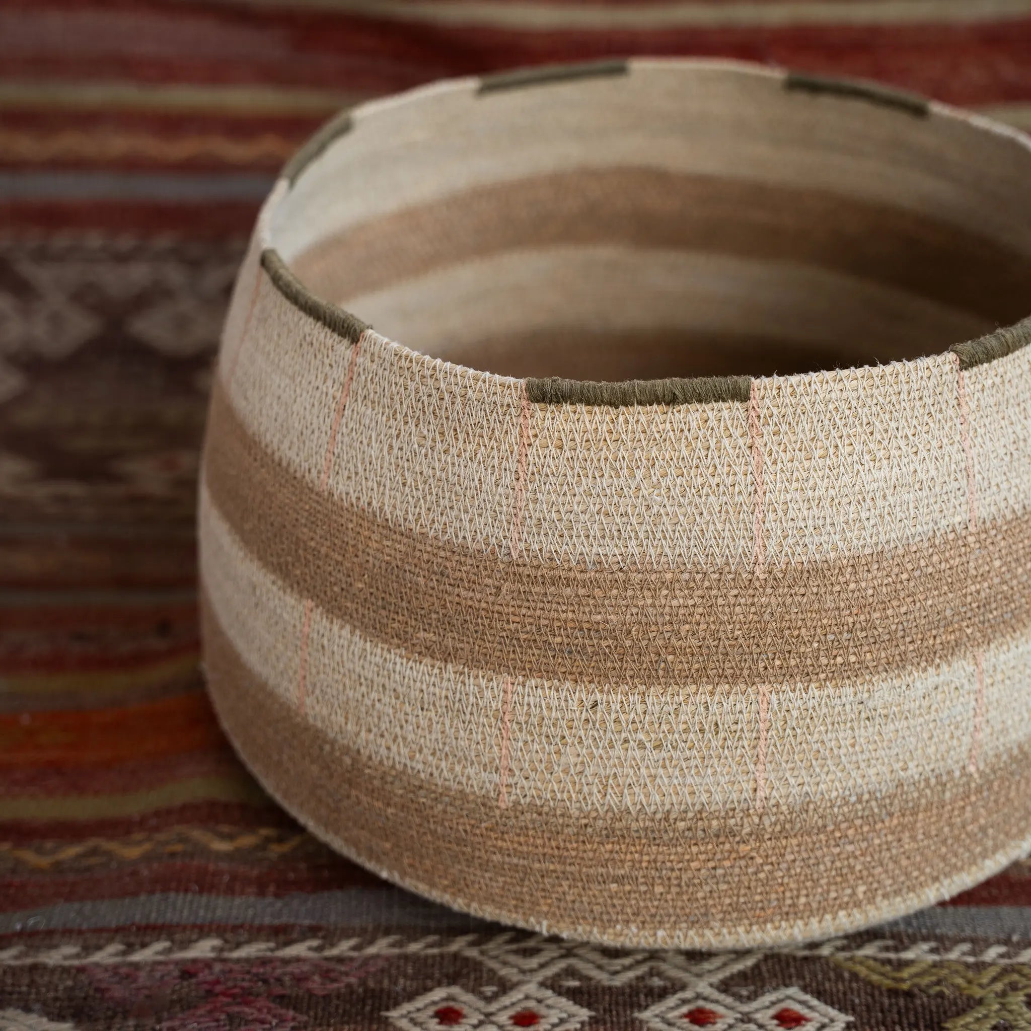 Cesta Stripe em Seagrass