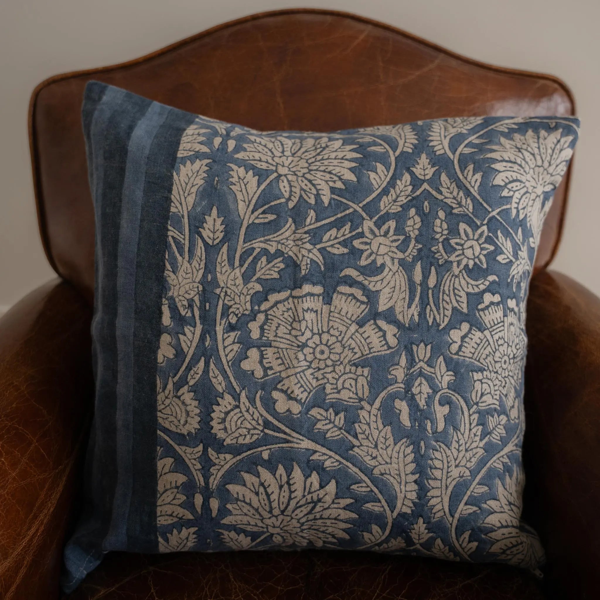 Capa de Almofada Jodpur em Linho Block Print