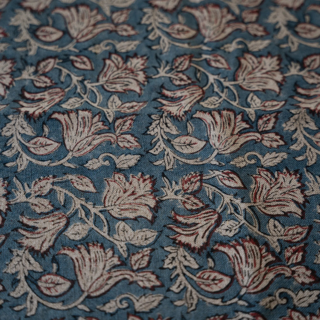 Toalha de Mesa Raja em Linho Block Print