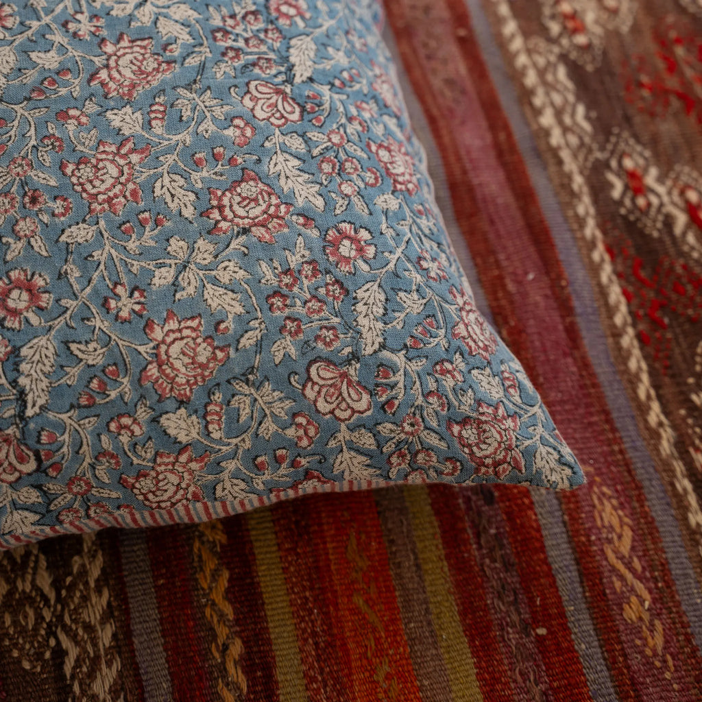 Capa de Almofada Taj em Linho Block Print