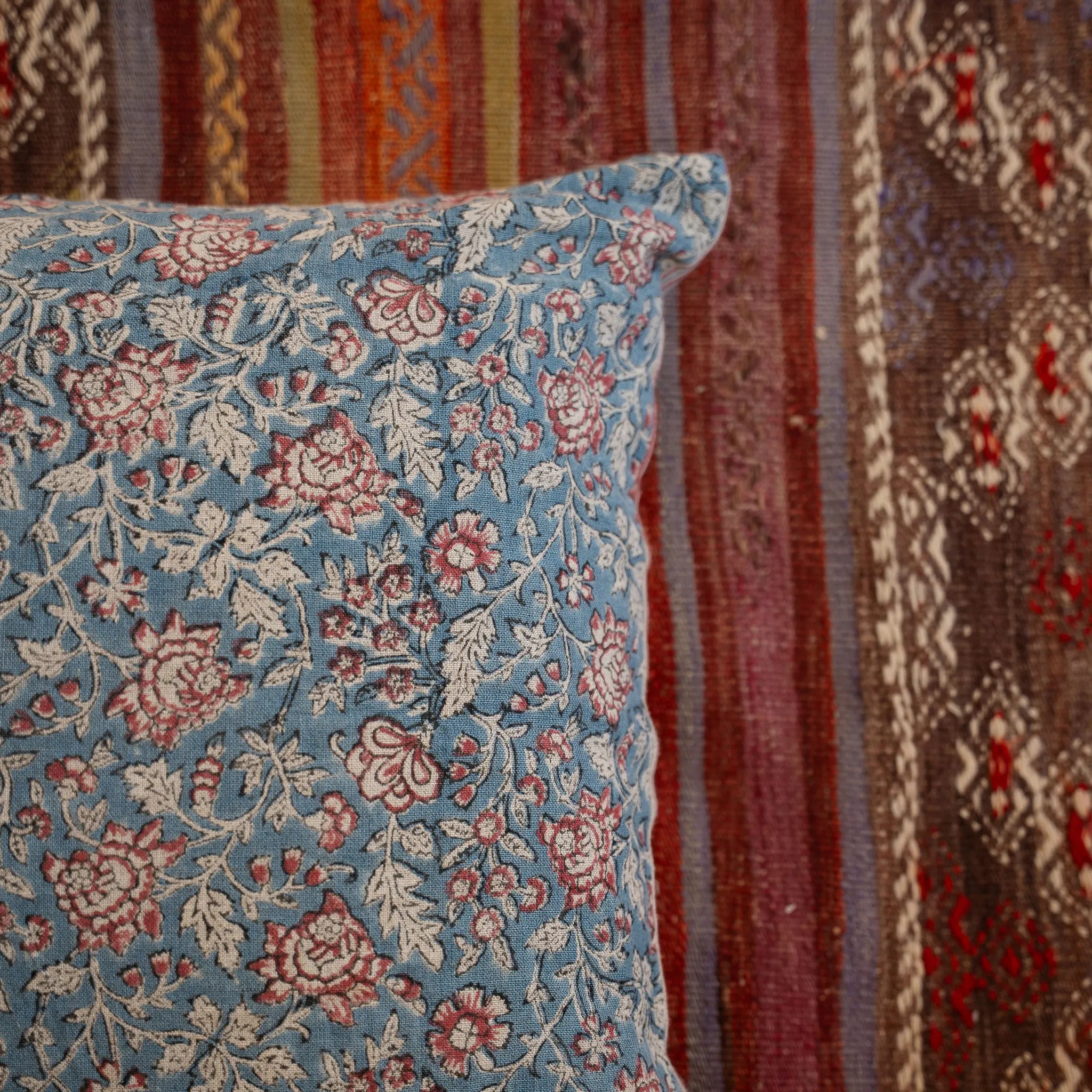 Capa de Almofada Taj em Linho Block Print