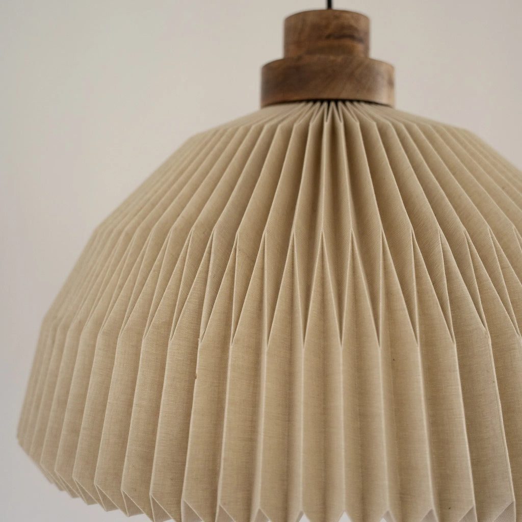 Luminária Pendente Sari Corrugada em Algodão