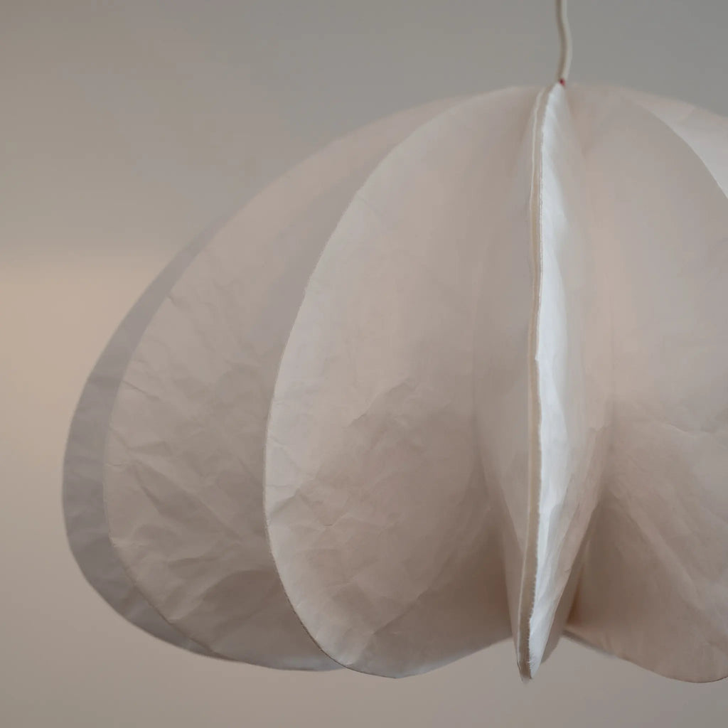 Luminária Pendente Guru em Papel Especial