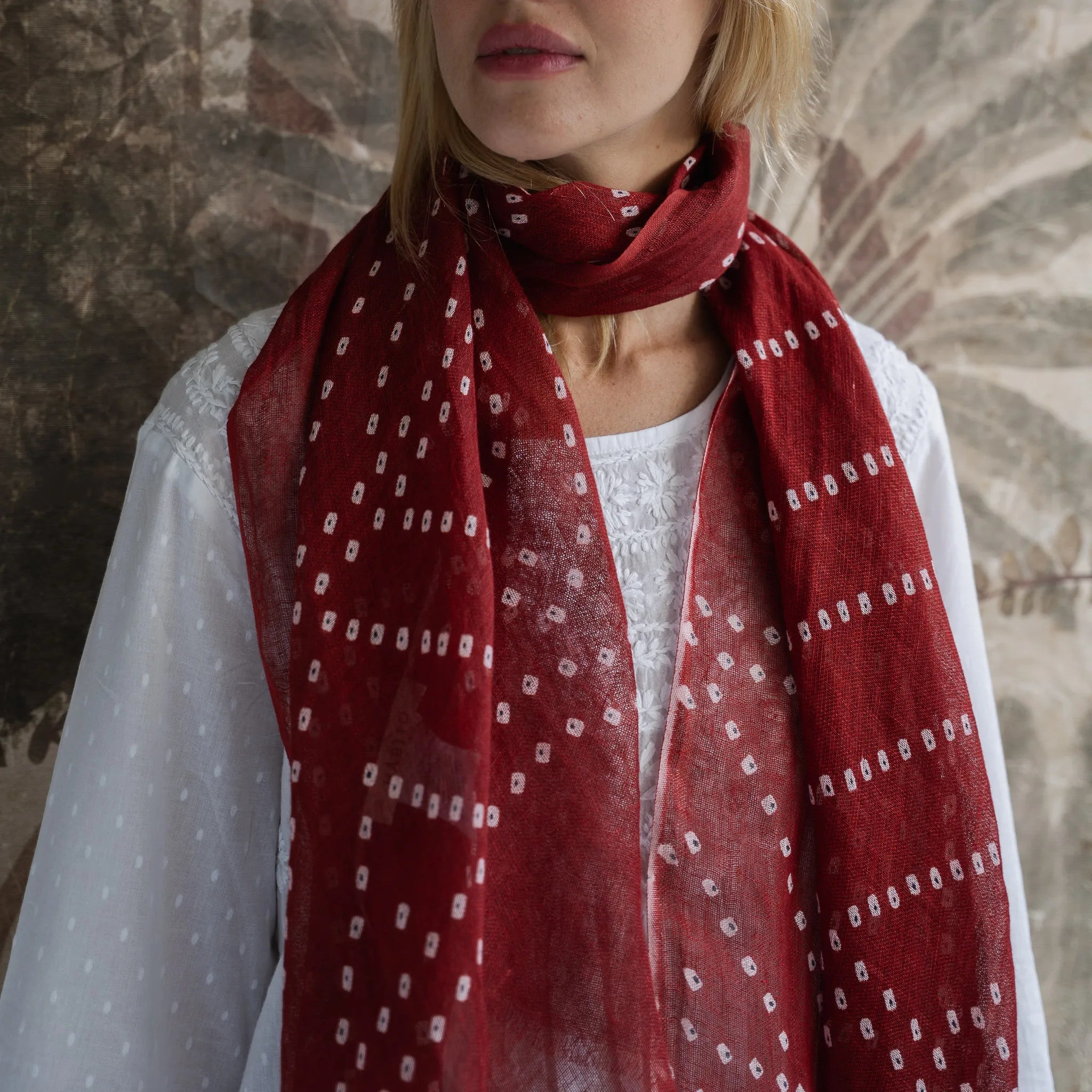 Echarpe Anokhi em Linho Tie Dye