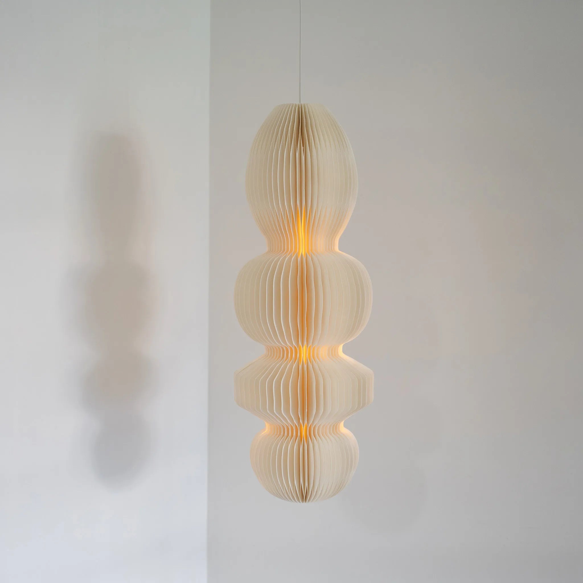 Luminária Pendente Cocoon em Papel